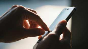 How To Stay Spiritually Grounded faith & focus in the digital age4